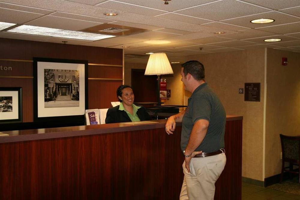 Hampton Inn Flemington Dalaman gambar