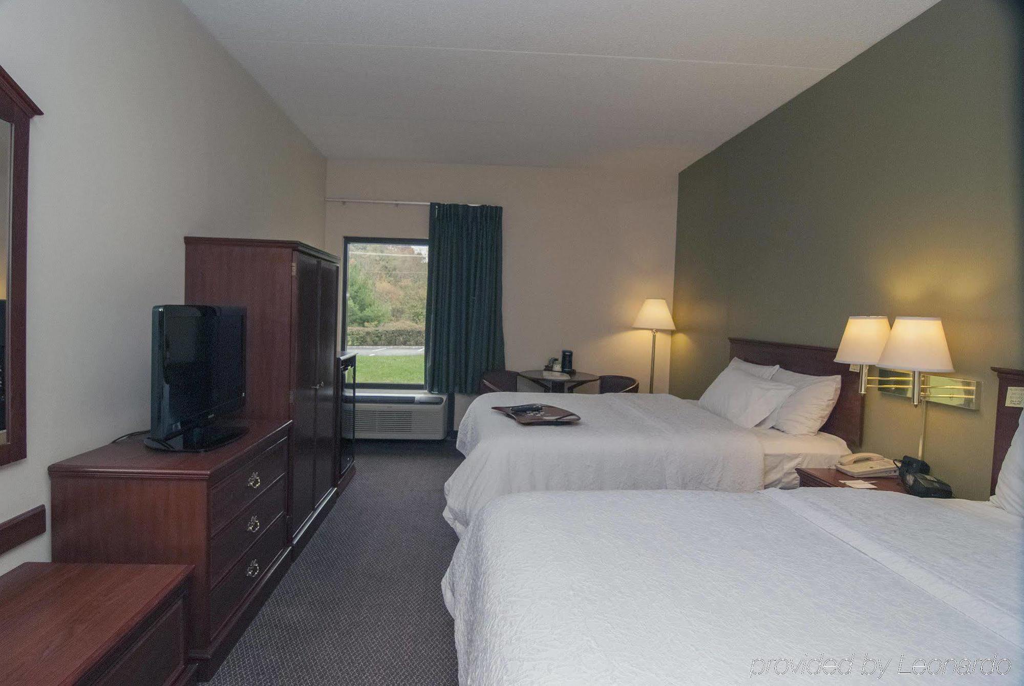 Hampton Inn Flemington Luaran gambar